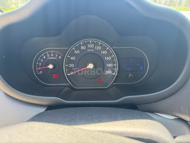 Hyundai i10 2011, 176,000 km - 1.2 l - Gəncə