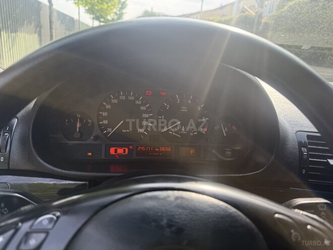 BMW 318 2004, 243,320 km - 2.0 l - Bakı