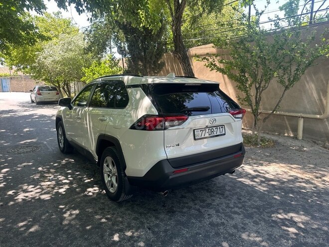 Toyota RAV4 2021, 22,750 km - 2.0 l - Bakı