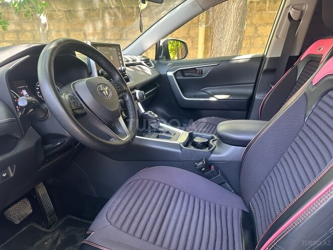 Toyota RAV4 2021, 22,750 km - 2.0 l - Bakı