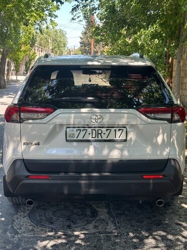Toyota RAV4 2021, 22,750 km - 2.0 l - Bakı
