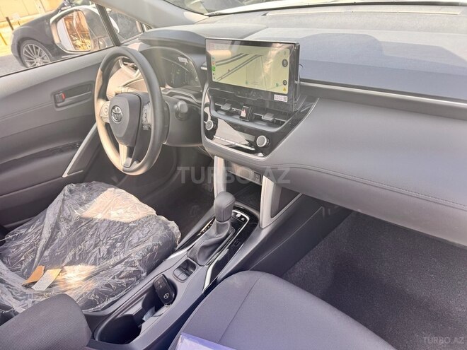 Toyota Corolla Cross 2025, 0 km - 2.0 л - Bakı