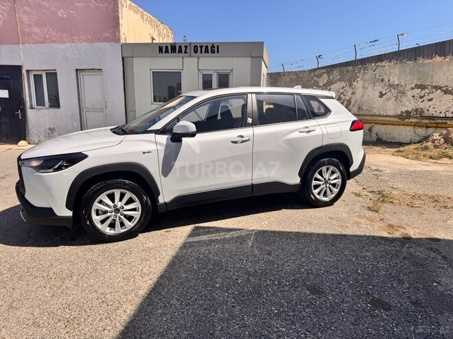 Toyota Corolla Cross 2025, 0 km - 2.0 л - Bakı