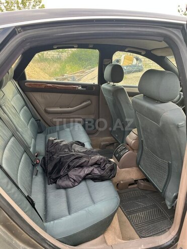 Audi A6 1998, 300,000 km - 2.4 l - Bakı