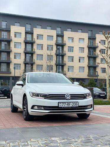 Volkswagen Passat 2017, 96,000 km - 1.8 l - Bakı