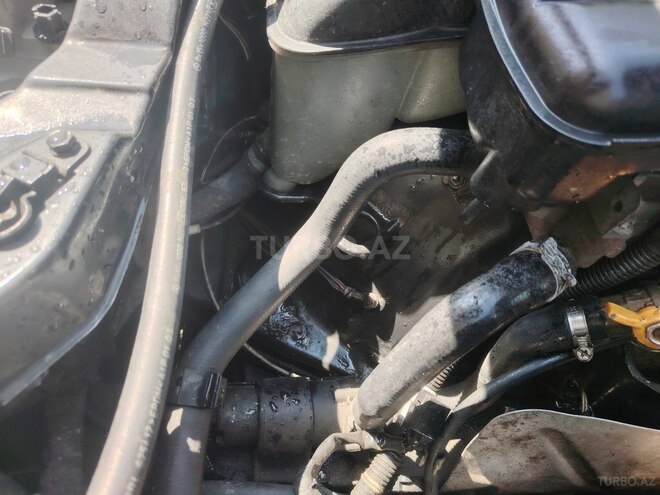 Mercedes E 270 2001, 150,000 km - 2.7 л - Bakı