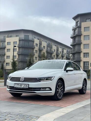 Volkswagen Passat 2017, 96,000 km - 1.8 l - Bakı