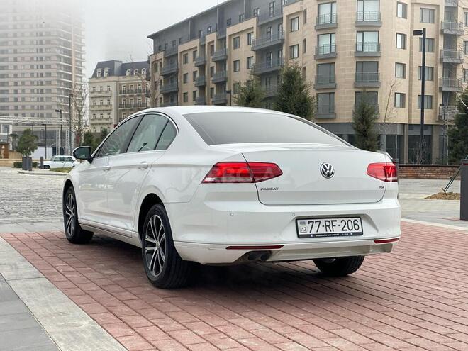 Volkswagen Passat 2017, 96,000 km - 1.8 l - Bakı