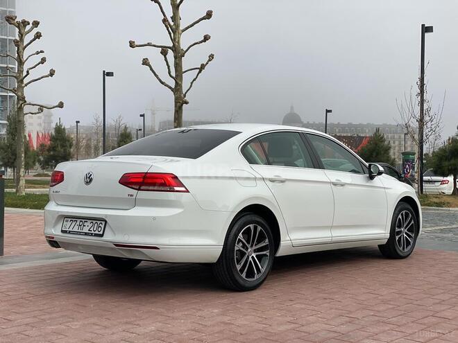 Volkswagen Passat 2017, 96,000 km - 1.8 l - Bakı