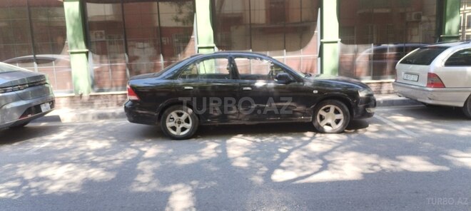 Nissan Sunny 2011, 320,126 km - 1.6 l - Bakı