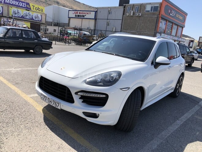 Porsche Cayenne GTS 2014, 91,000 km - 4.8 л - Bakı