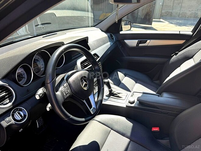 Mercedes C 250 2013, 136,077 km - 1.8 л - Bakı