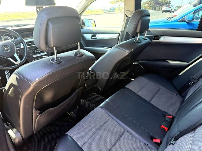 Mercedes C 250 2013, 136,077 km - 1.8 л - Bakı