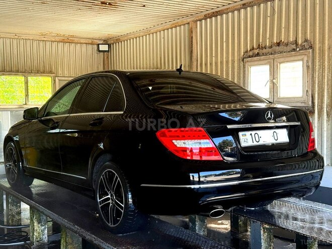 Mercedes C 250 2013, 136,077 km - 1.8 л - Bakı