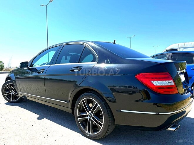 Mercedes C 250 2013, 136,077 km - 1.8 л - Bakı