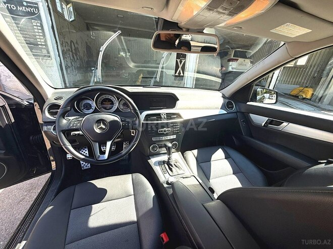 Mercedes C 250 2013, 136,077 km - 1.8 л - Bakı