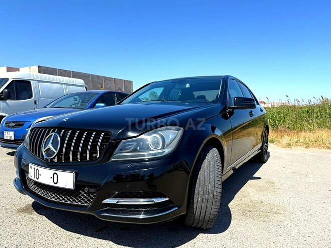 Mercedes C 250 2013, 136,077 km - 1.8 л - Bakı