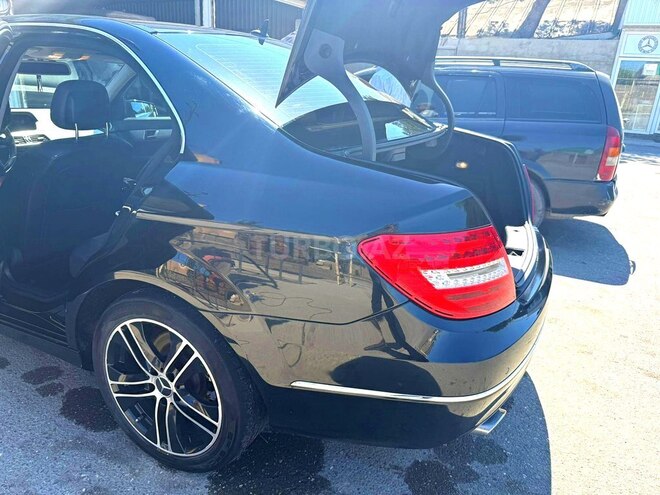 Mercedes C 250 2013, 136,077 km - 1.8 л - Bakı