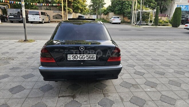 Mercedes C 180 1998, 286,000 km - 1.8 l - Ağcabədi