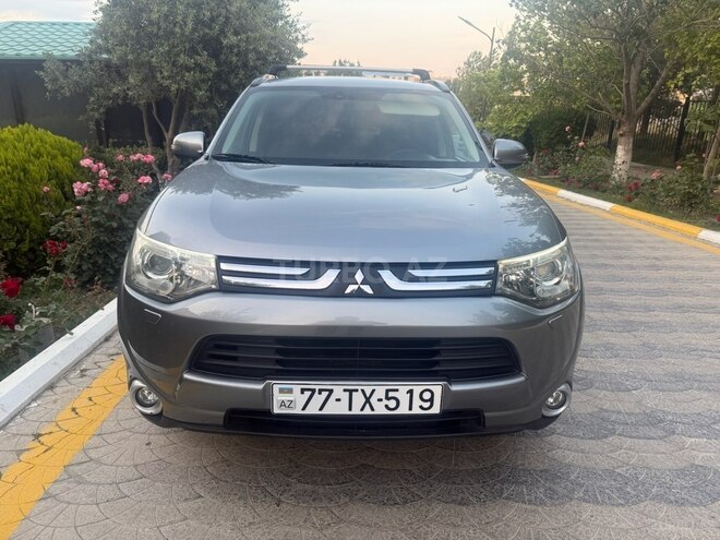Mitsubishi Outlander 2014, 223,000 km - 3.0 l - Bakı