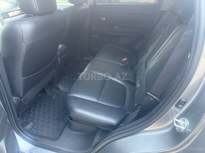 Mitsubishi Outlander 2014, 223,000 km - 3.0 l - Bakı
