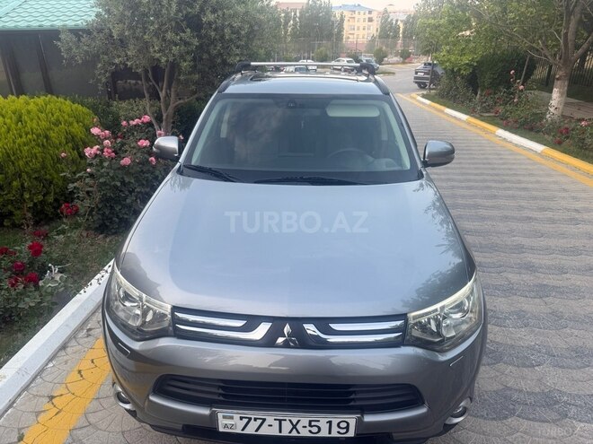 Mitsubishi Outlander 2014, 223,000 km - 3.0 l - Bakı