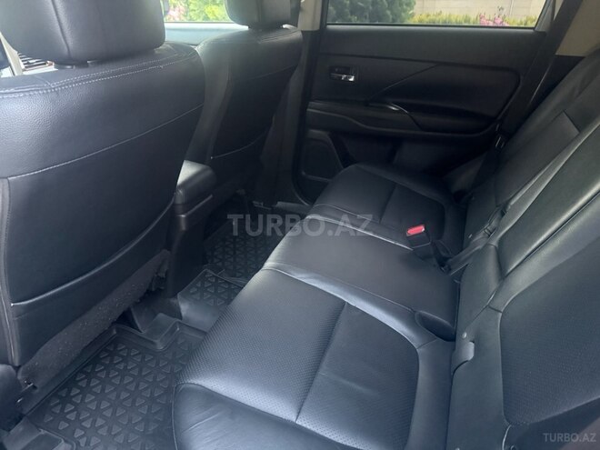 Mitsubishi Outlander 2014, 223,000 km - 3.0 l - Bakı