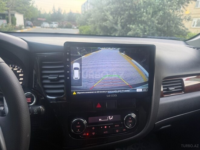 Mitsubishi Outlander 2014, 223,000 km - 3.0 l - Bakı