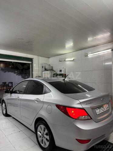 Hyundai Accent 2015, 232,000 km - 1.6 l - Bakı