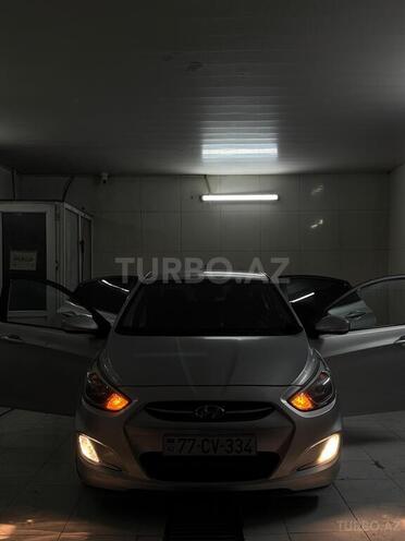 Hyundai Accent 2015, 232,000 km - 1.6 l - Bakı