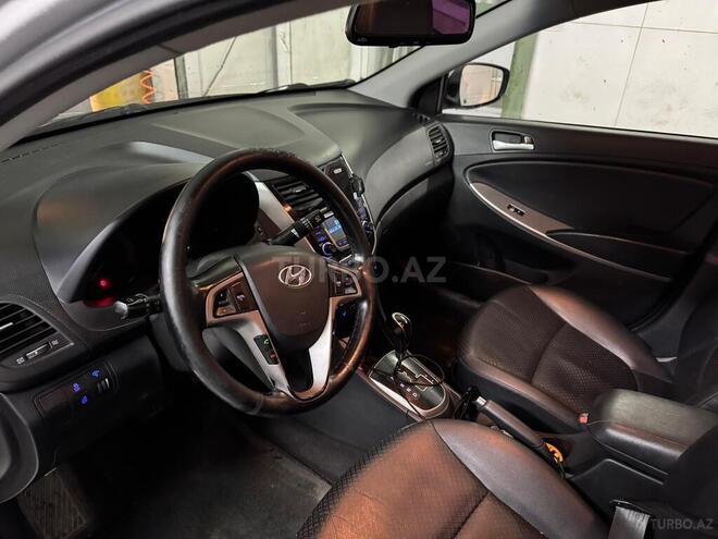 Hyundai Accent 2015, 232,000 km - 1.6 l - Bakı