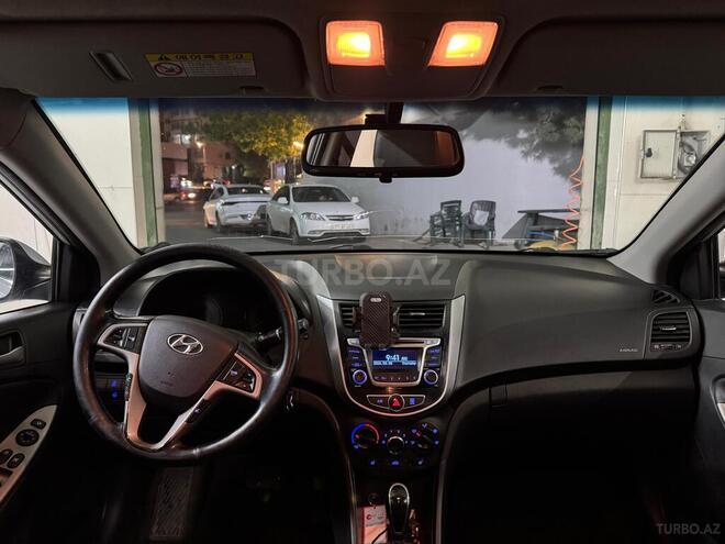 Hyundai Accent 2015, 232,000 km - 1.6 l - Bakı
