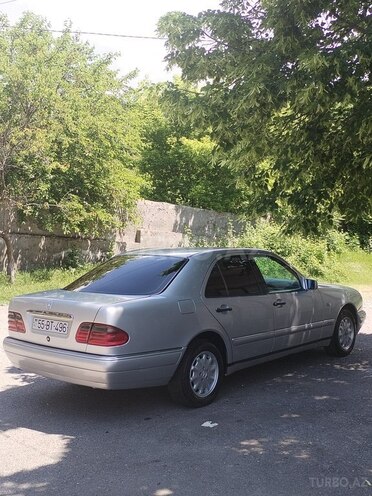 Mercedes E 230 1996, 357,200 km - 2.3 l - Şəki