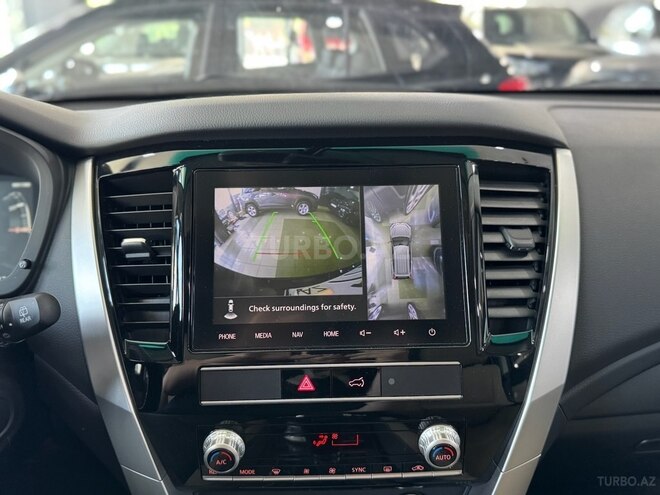 Mitsubishi Montero Sport-14
