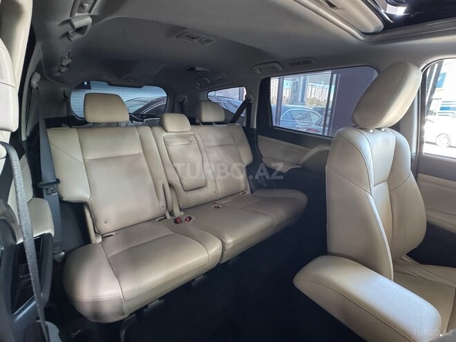 Mitsubishi Montero Sport-15