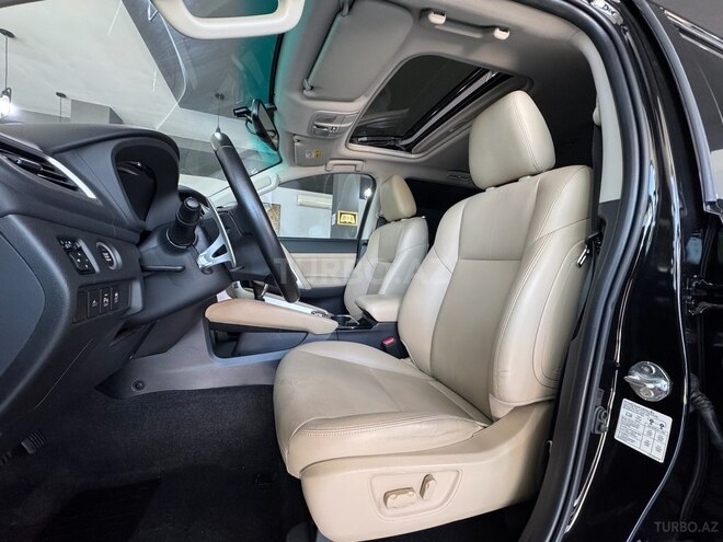 Mitsubishi Montero Sport-7
