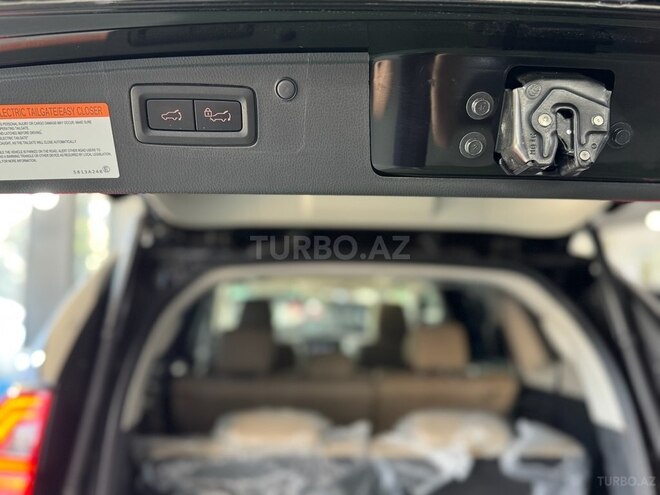 Mitsubishi Montero Sport-17