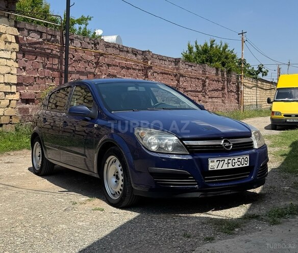 Opel Astra 2006, 276,000 km - 1.4 l - Gəncə