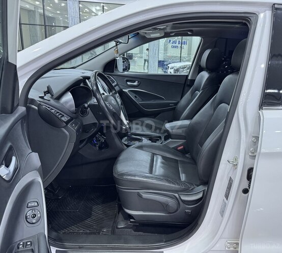 Hyundai Santa Fe-11