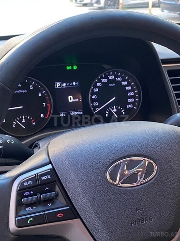 Hyundai Avante 2015, 144,000 km - 1.6 л - Bakı