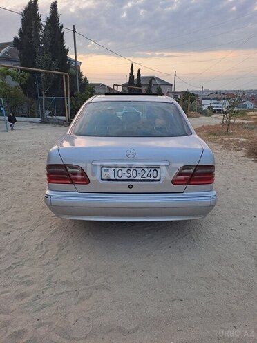 Mercedes E 200 2000, 692,000 km - 2.0 l - Bakı