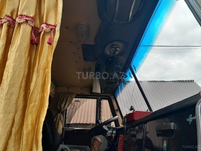 KamAz 53212 1991, 523,553 km - 11.0 l - Balakən
