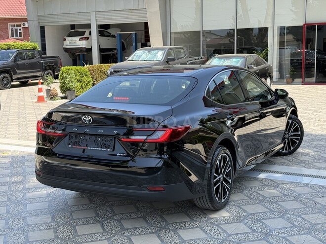 Toyota Camry-6