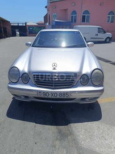 Mercedes E 270 2000, 380,000 km - 2.7 l - Bakı