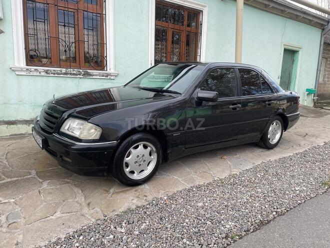 Mercedes C 200 1995, 464,694 km - 2.0 l - Qazax