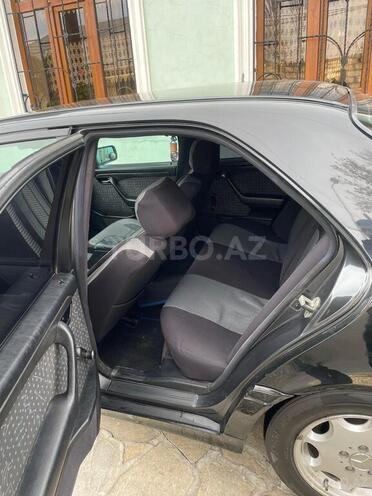 Mercedes C 200 1995, 464,694 km - 2.0 l - Qazax