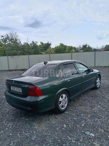 Opel Vectra 1999, 296,632 km - 1.8 l - Zaqatala