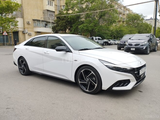 Hyundai  2023, 27,600 km - 1.6 l - Bakı