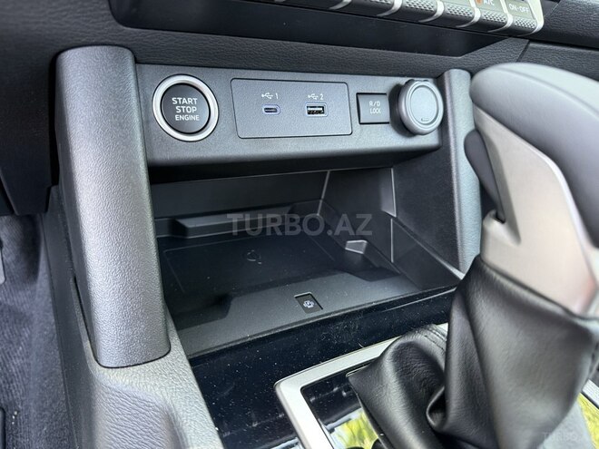Mitsubishi L200-20