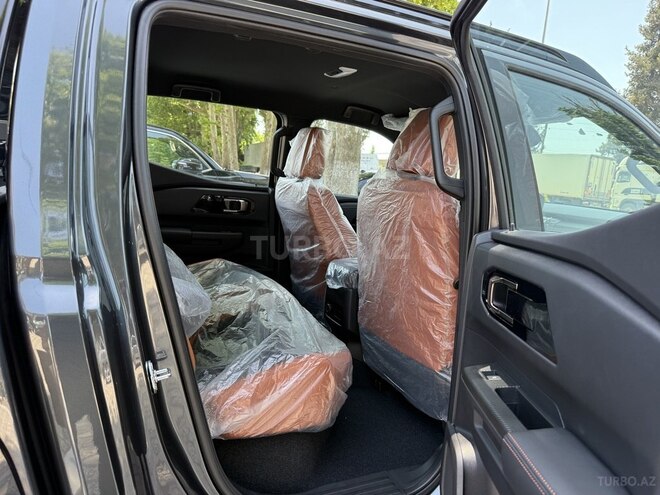 Mitsubishi L200-15